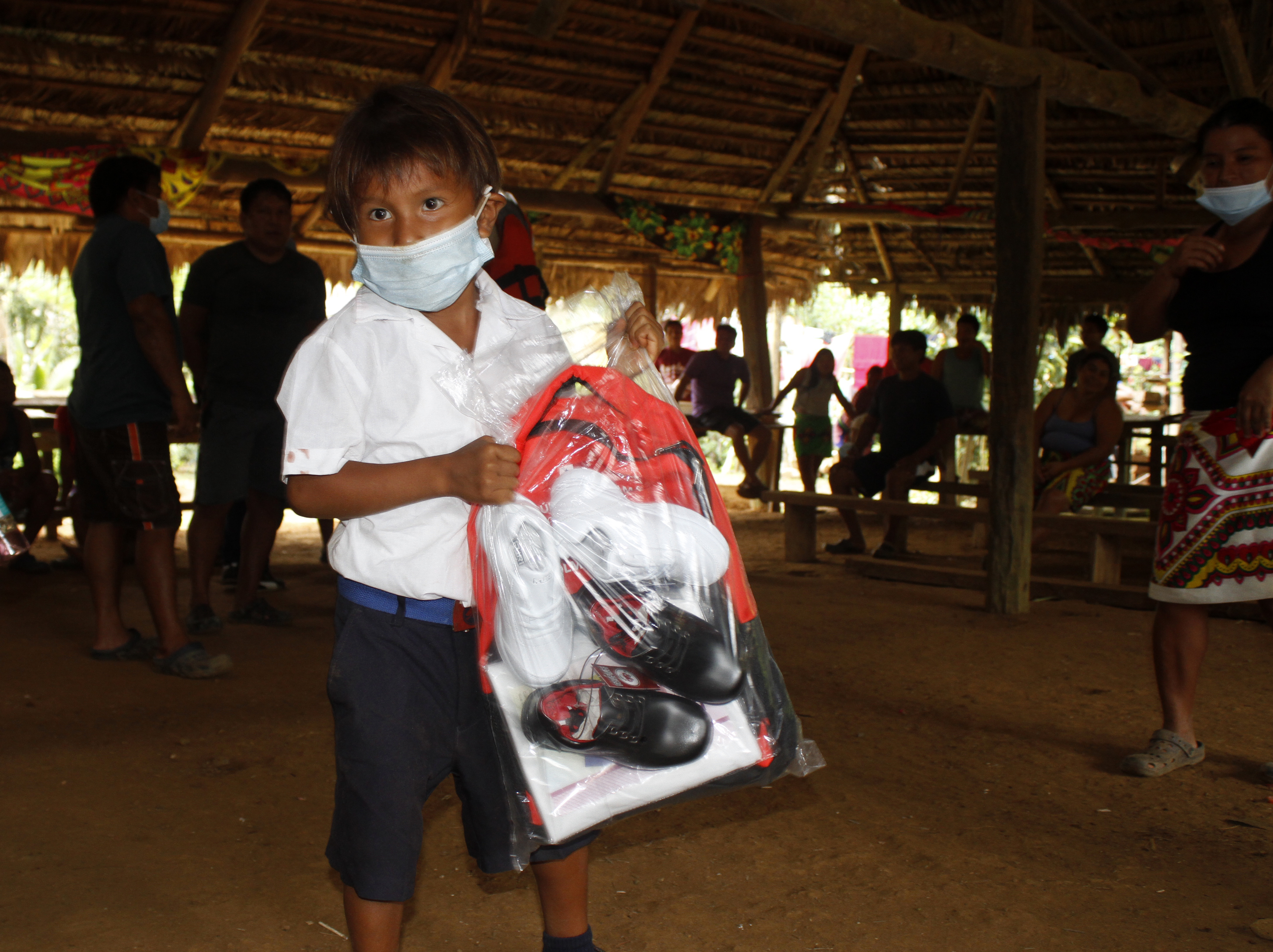 Entrega de materiales educativo