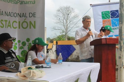 V Jornada de Reforestación en Panamá Este (1).jpg