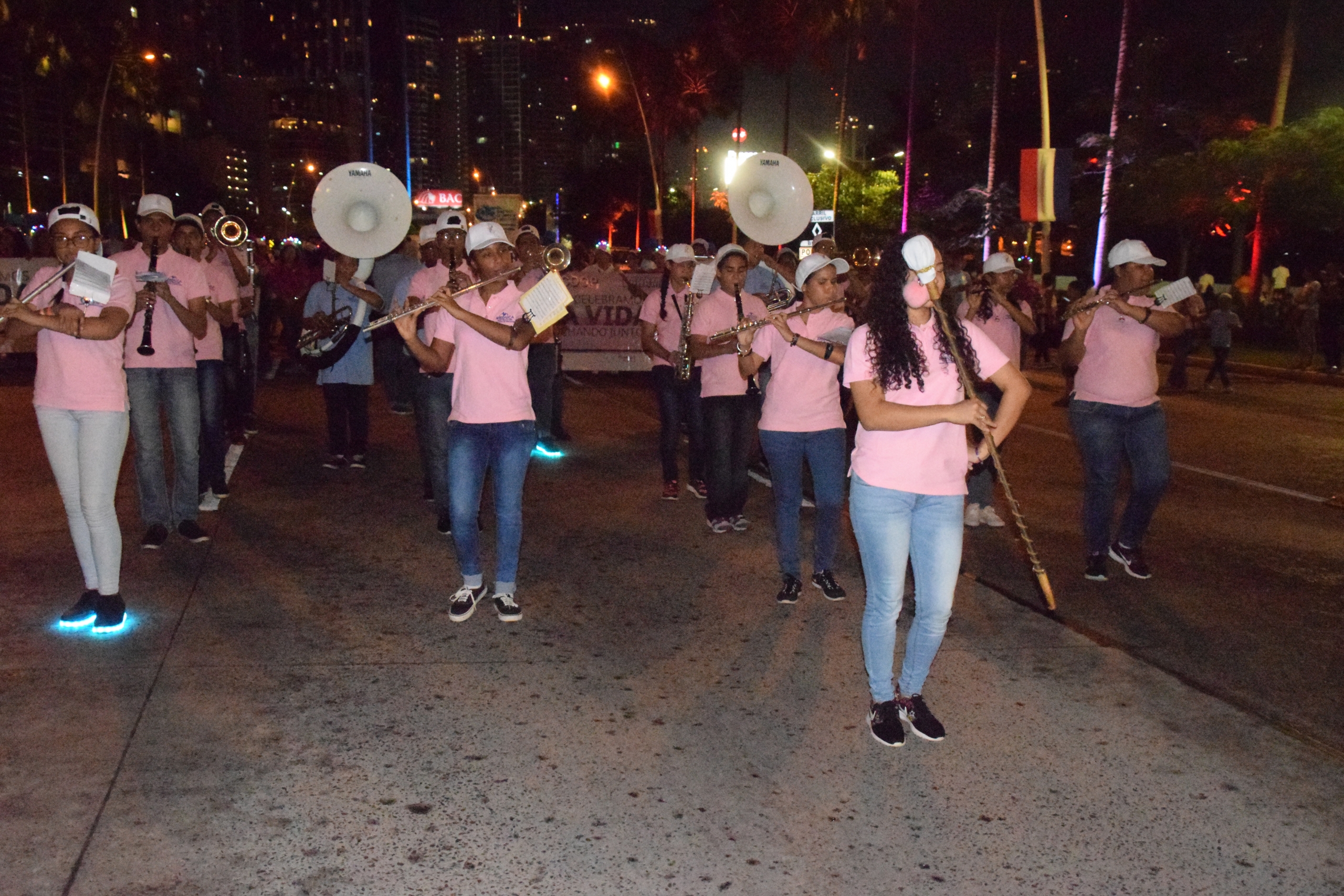 Desfile Cinta Rosada (92).JPG