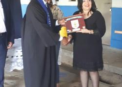 Entrega de Diploma por parte de la Directora Nacional de Jóvenes y Adultos en el Centro Educativo Renacer