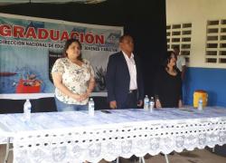 Participación de la Directora Nacional de Jóvenes y Adultos, Magíster Agnes de Cotes en la graduación del Centro Educativo Renacer