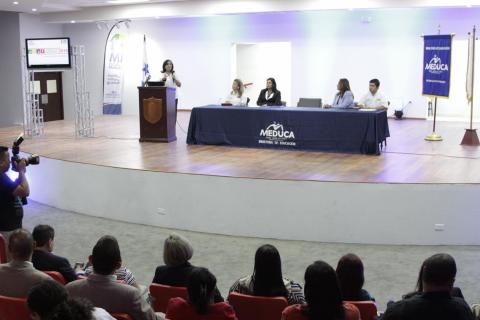 Ministerio de Educación inicia Año Lectivo 2016