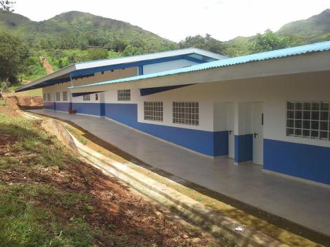 Presidente Juan Carlos Varela entrega obras en escuelas de la Comarca Ngäbe Buglé