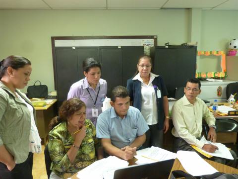 Taller aplicativo de la plataforma PEC a directores de escuelas de Herrera