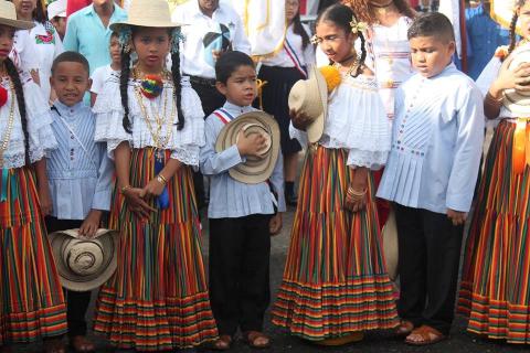 Actos cívicos 3 y 4 de noviembre en Panamá Este