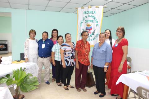 Celebración del Día del Maestro en Herrera