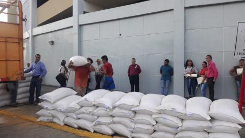 Distribuyen pollos a 40 escuelas veragüenses