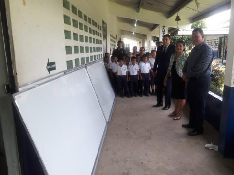 La escuela Mercedes Bustamante de Toabré recibió donación de tableros