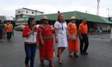 Grupos originarios en Bocas del Toro se visten de colores para celebrar su fecha.