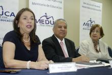 Instalan mesa de trabajo para mejorar la formación docente